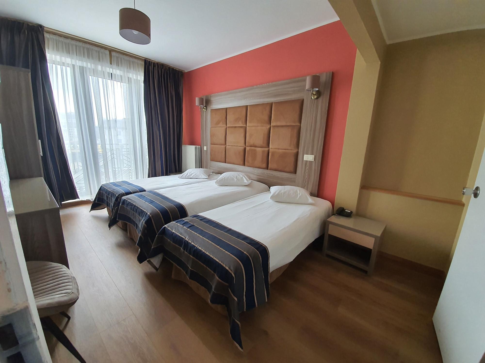 Hotel Midi-Zuid Saint-Gilles Eksteriør bilde