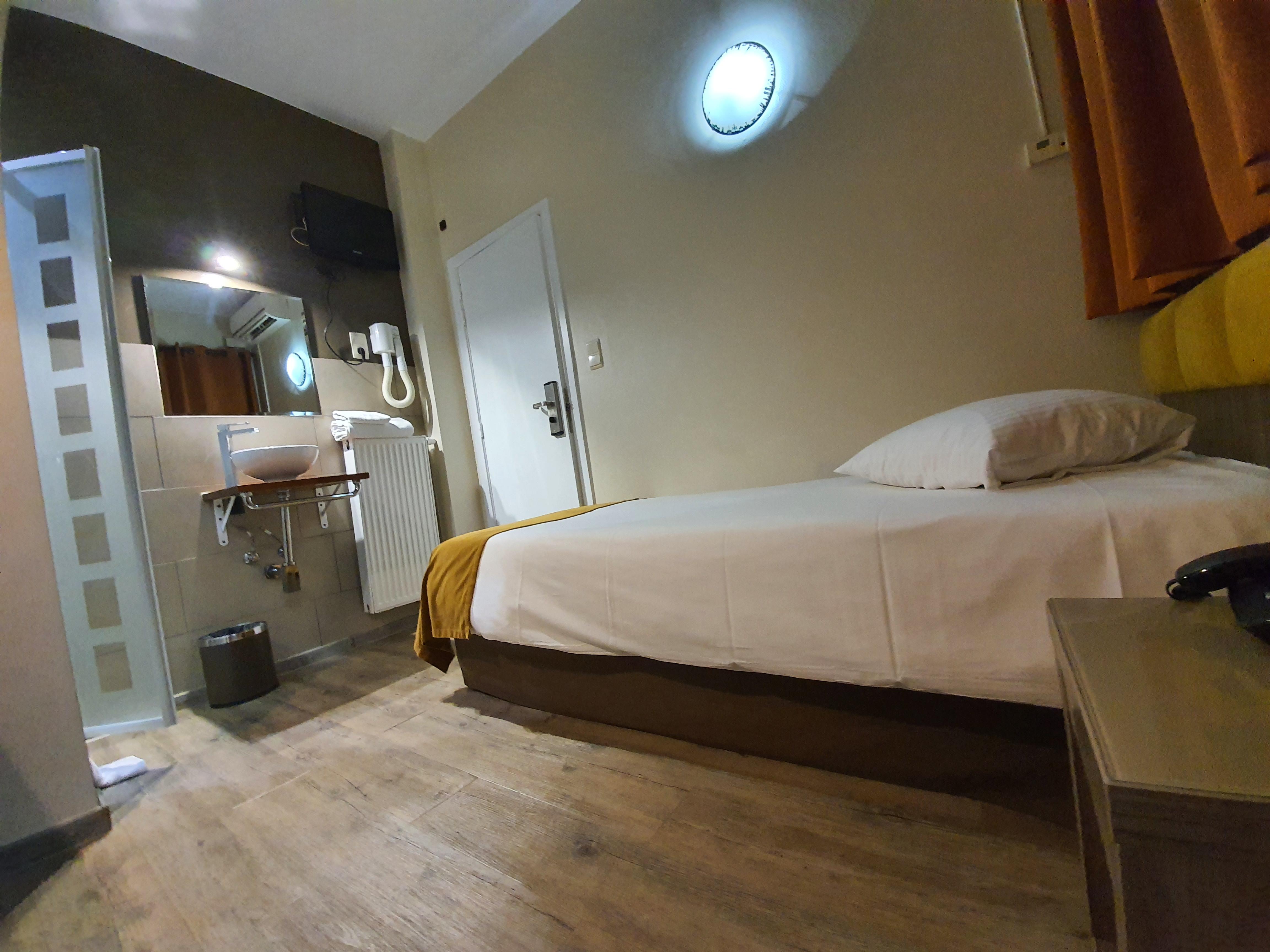 Hotel Midi-Zuid Saint-Gilles Eksteriør bilde