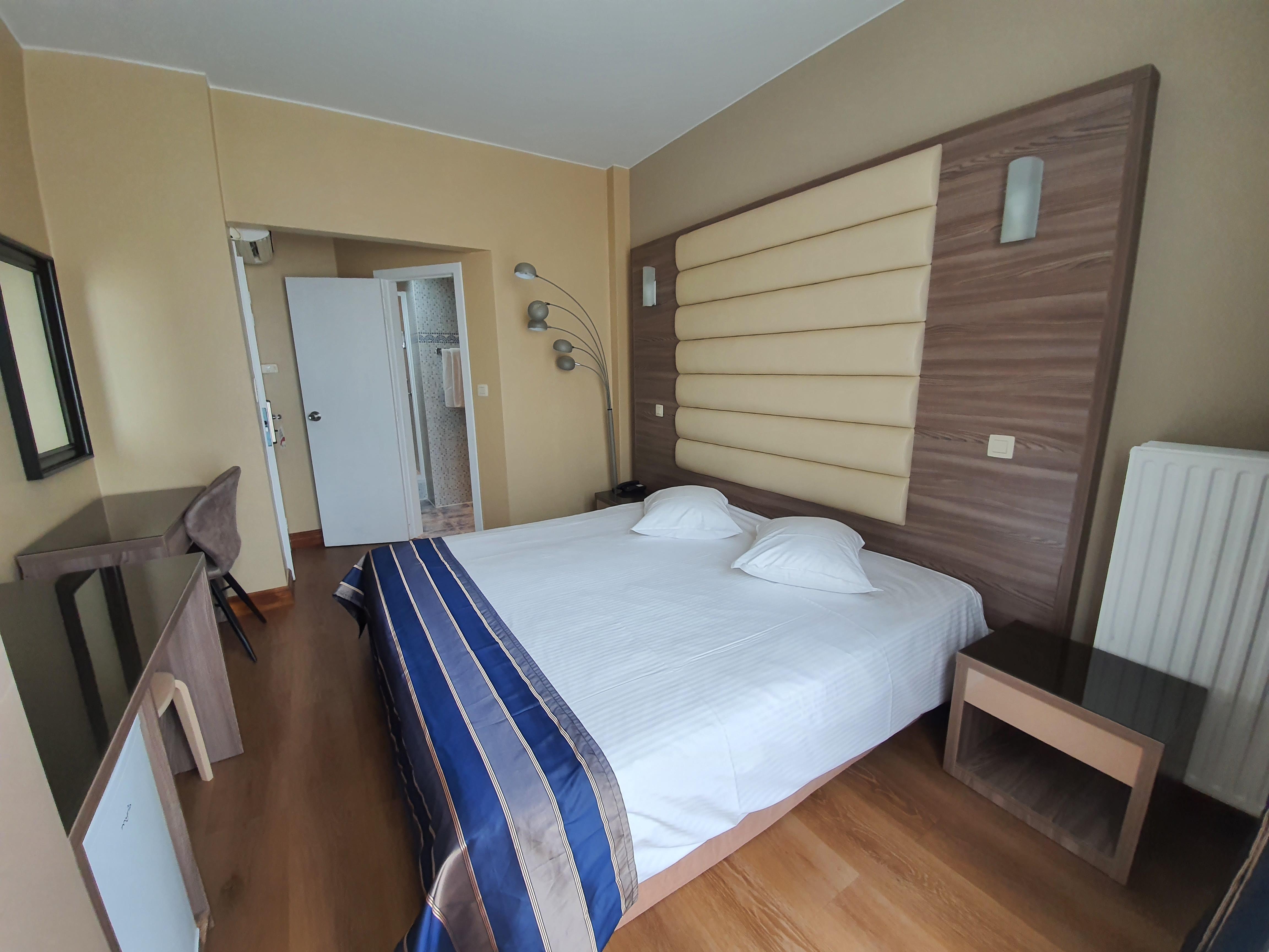 Hotel Midi-Zuid Saint-Gilles Eksteriør bilde