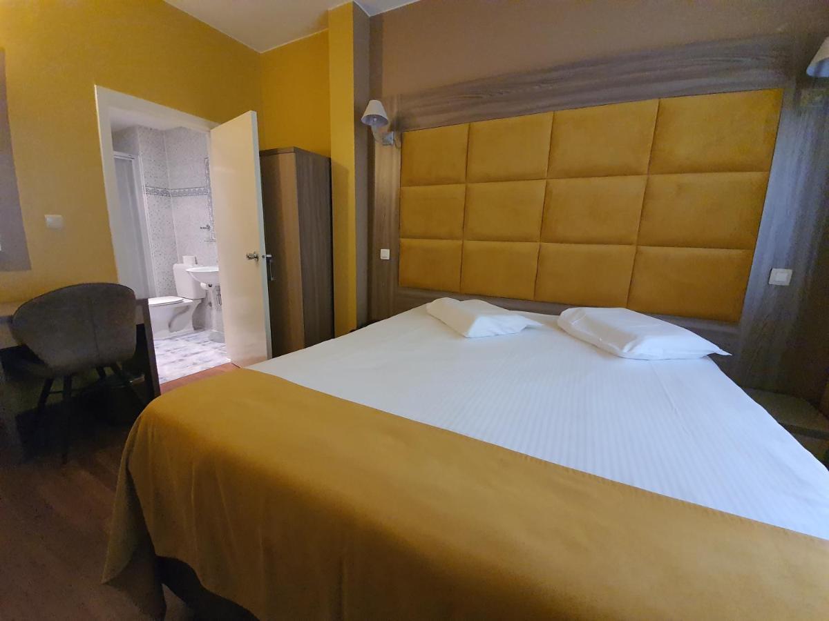 Hotel Midi-Zuid Saint-Gilles Eksteriør bilde